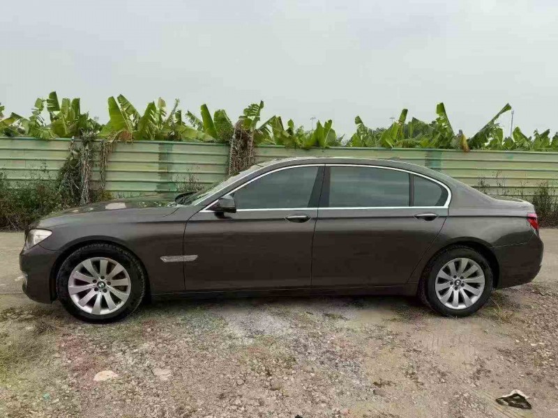 江门14年宝马7系7