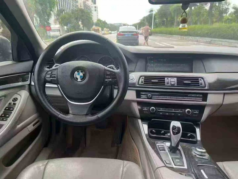 佛山10年宝马5系3