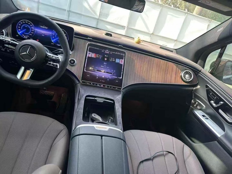 青岛24年奔驰EQE5