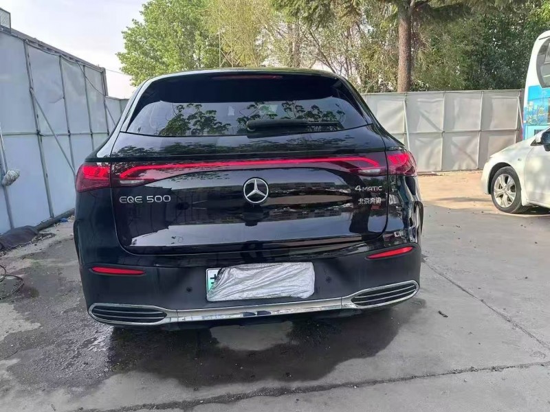 青岛24年奔驰EQE8