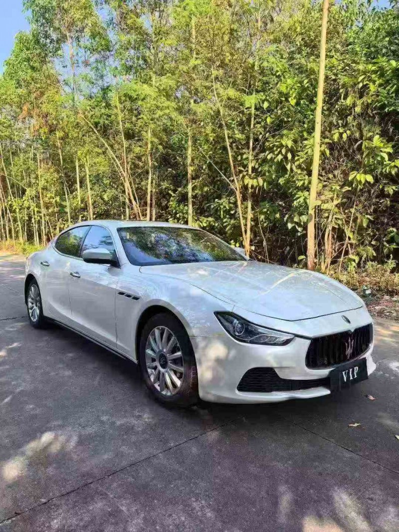 汕头17年玛莎拉蒂Ghibli2