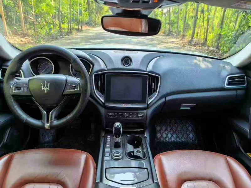 汕头17年玛莎拉蒂Ghibli6