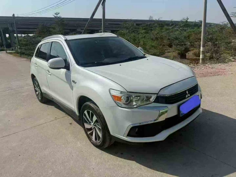 深圳19年三菱劲炫3