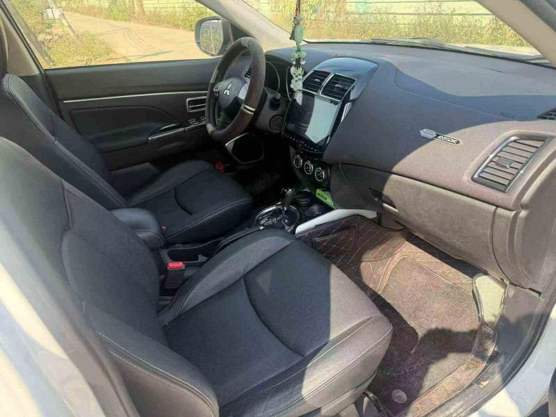 深圳19年三菱劲炫5