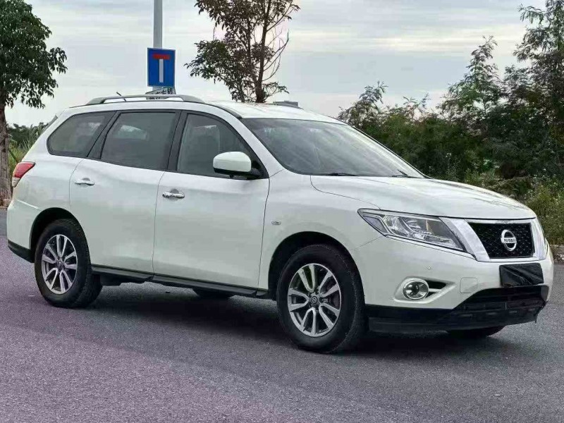 珠海19年日产探路者2