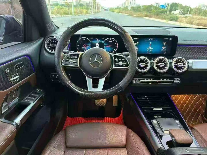 珠海21年奔驰GLB6