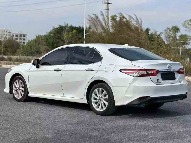 韶关22年丰田凯美瑞8