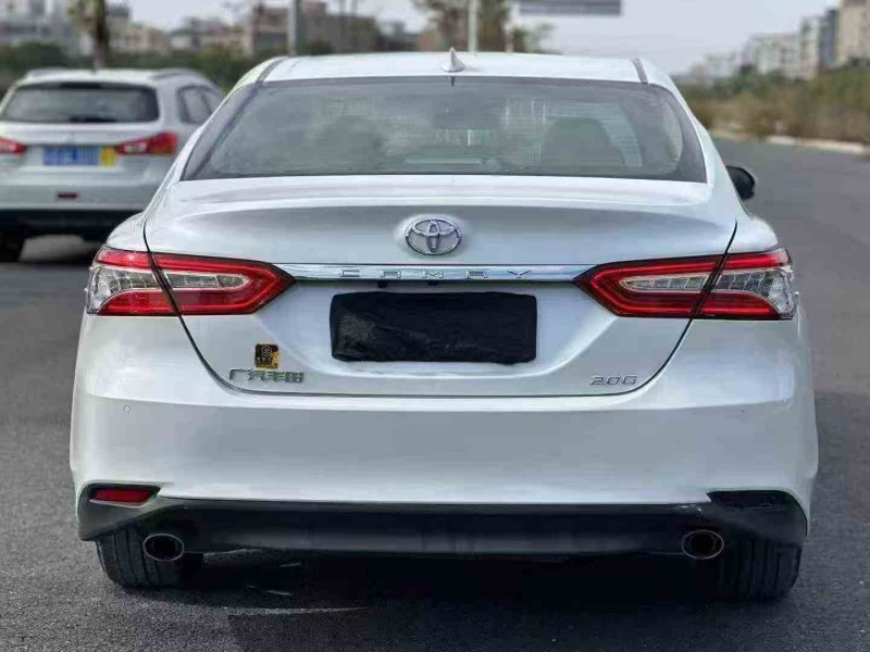 韶关22年丰田凯美瑞9