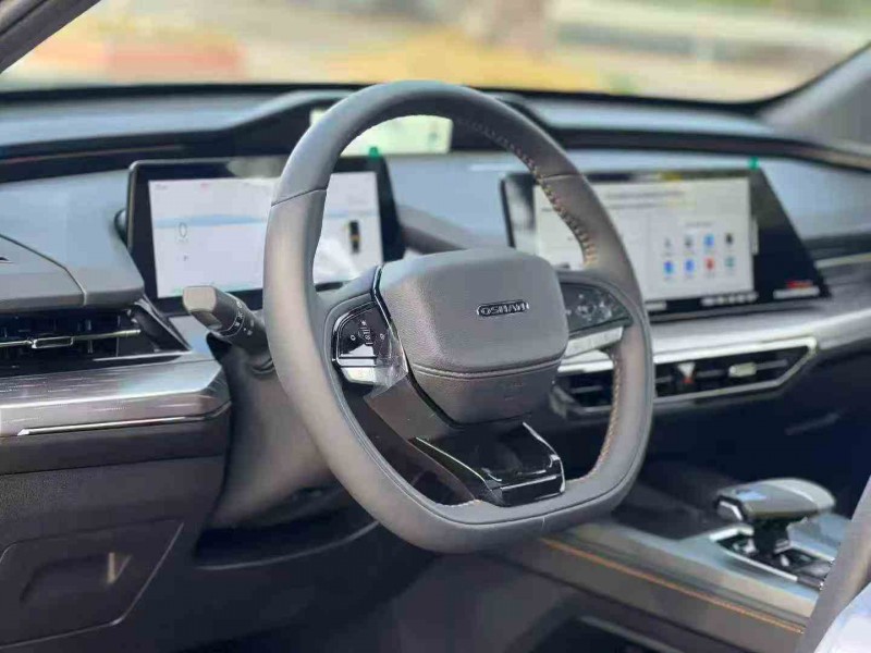 珠海25年长安汽车欧尚4