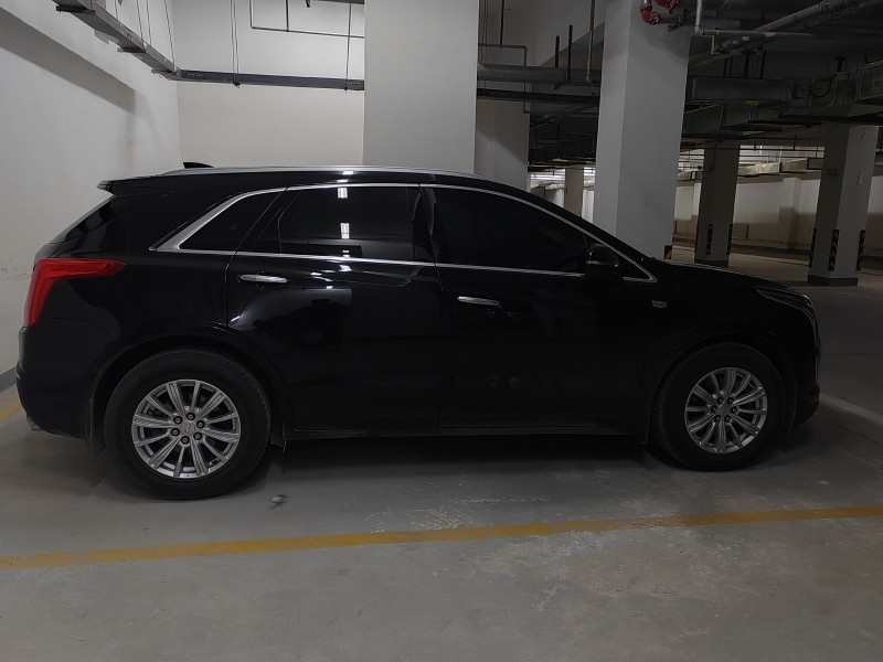 乌鲁木齐19年凯迪拉克XT52