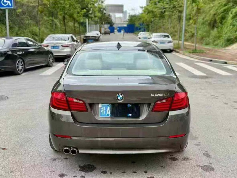 南宁12年宝马5系9