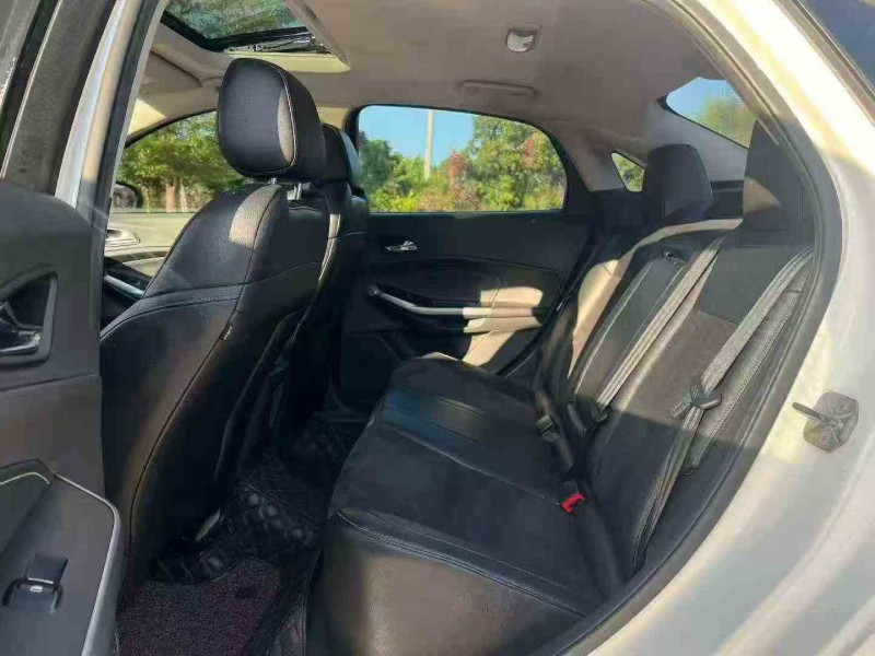 江门19年福特福睿斯6