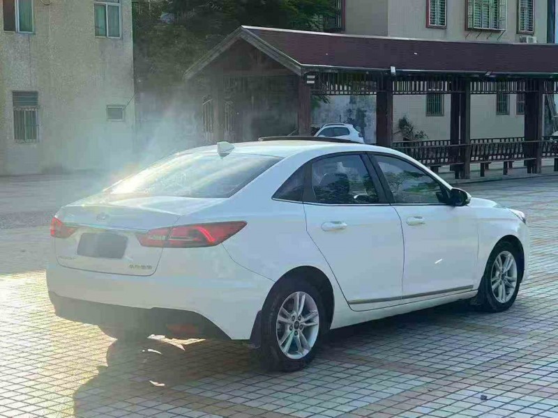 江门19年福特福睿斯8