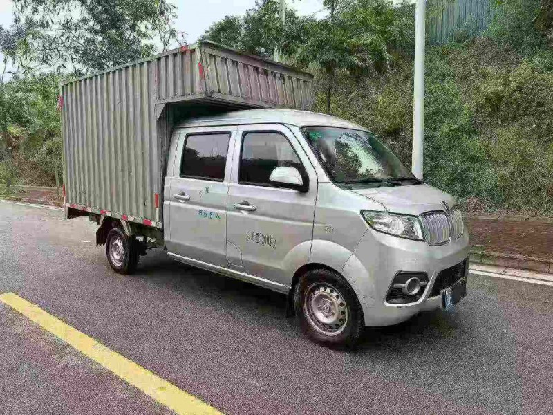 南宁18年华晨T322