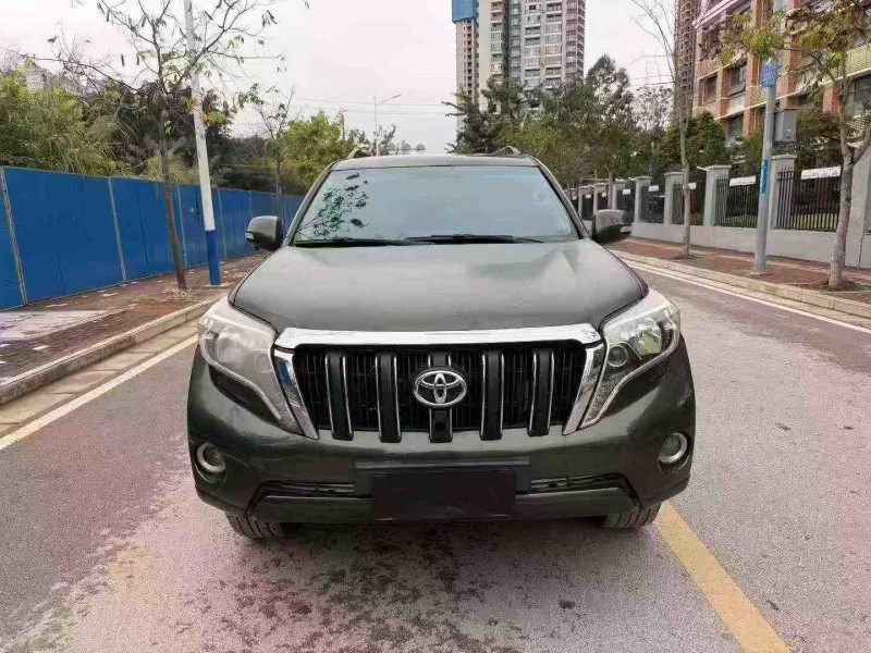 南宁12年丰田普拉多1