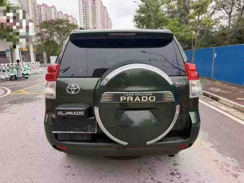 南宁12年丰田普拉多9