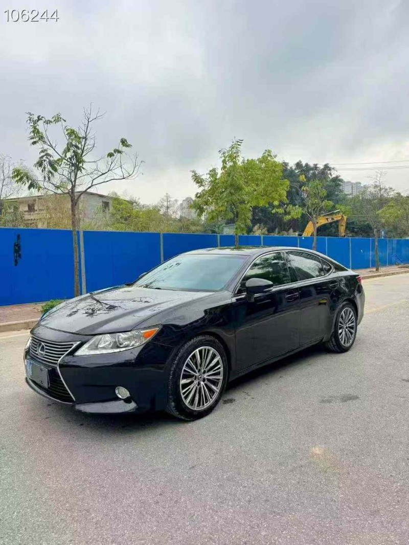 南宁14年雷克萨斯ES2