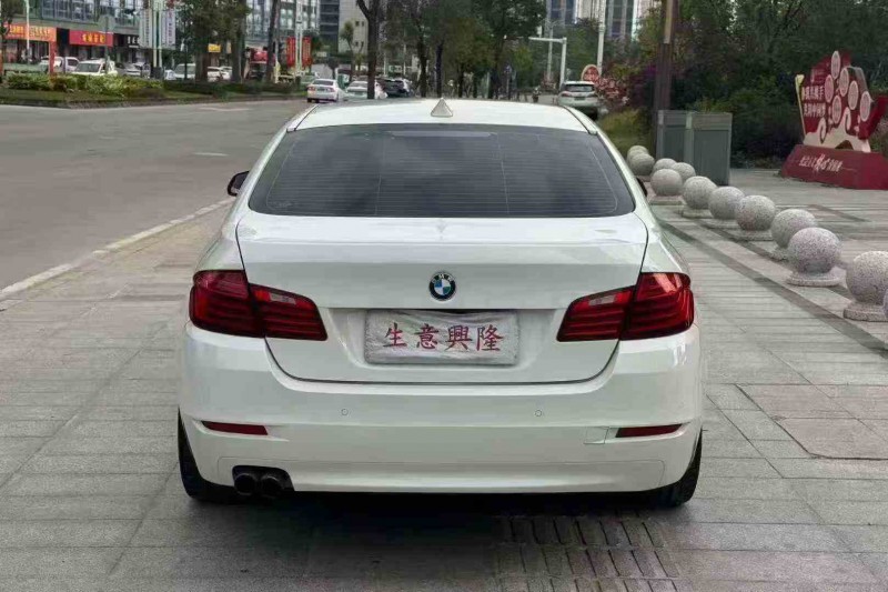 江门16年宝马5系9