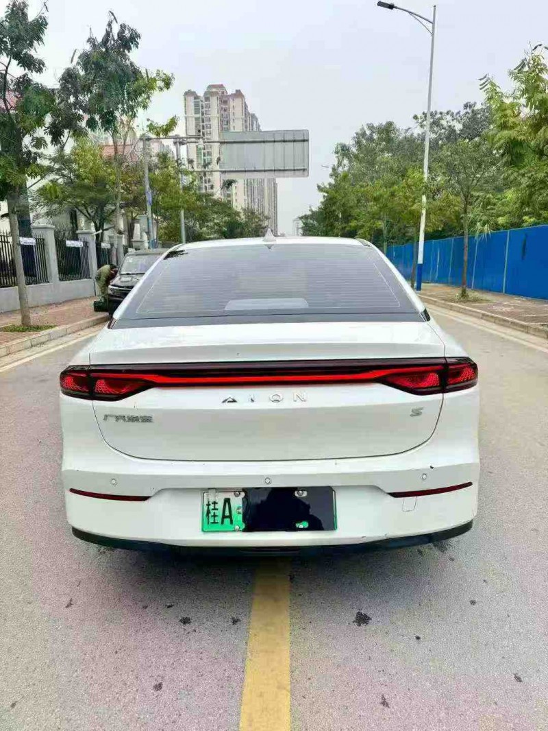 南宁24年传祺埃安S5809