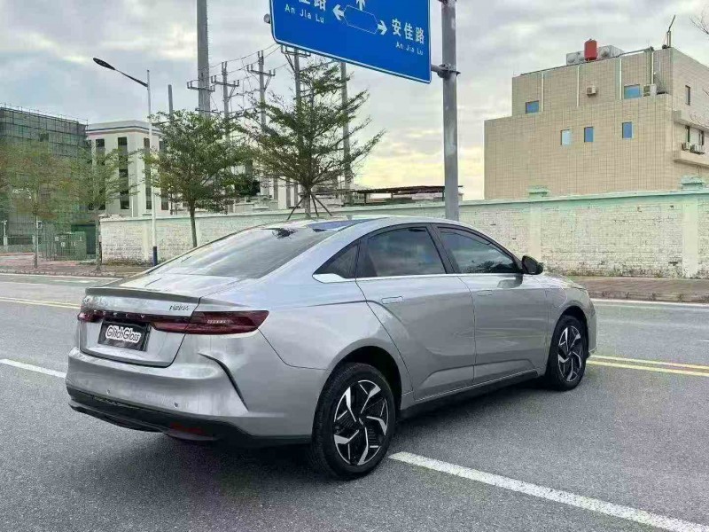 湛江24年吉利几何8