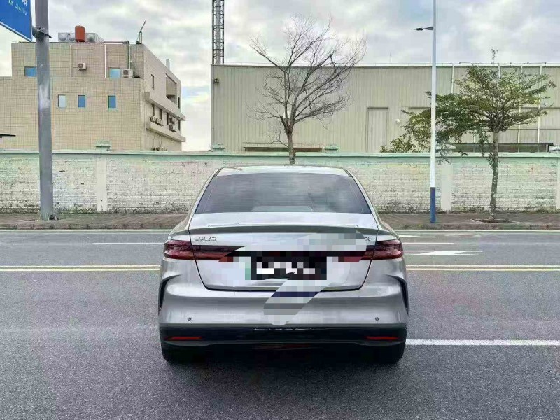 湛江24年吉利几何9