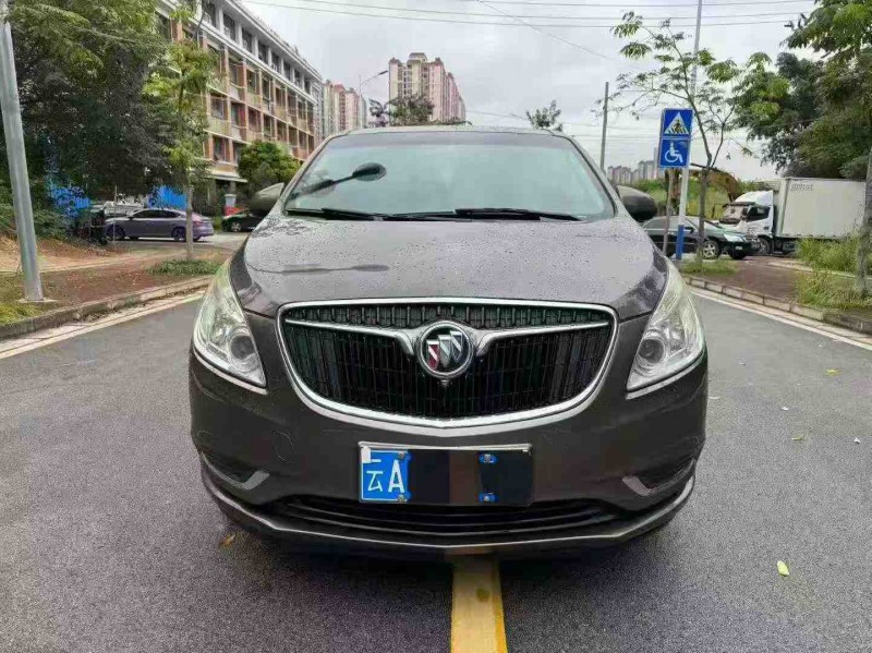 南宁18年别克GL81