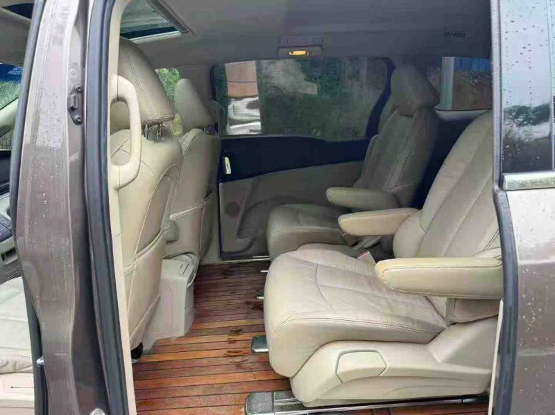 南宁18年别克GL86