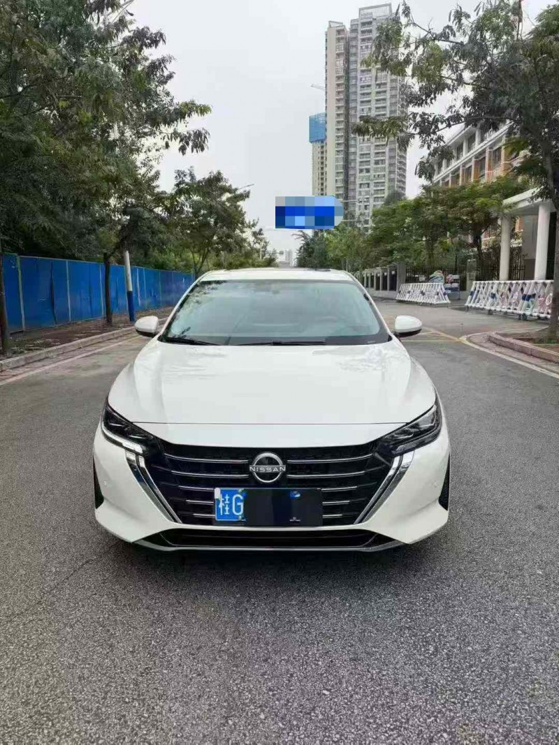 南宁24年日产轩逸1