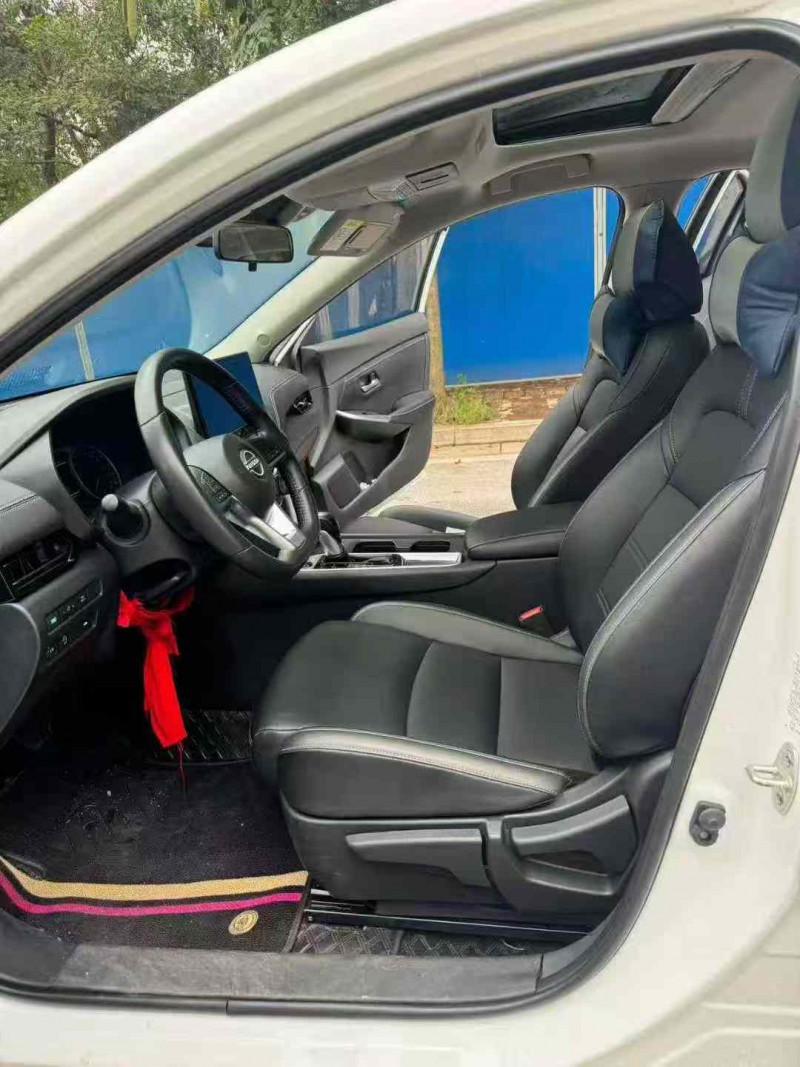 南宁24年日产轩逸4