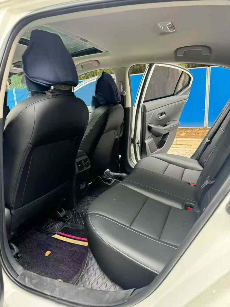 南宁24年日产轩逸6