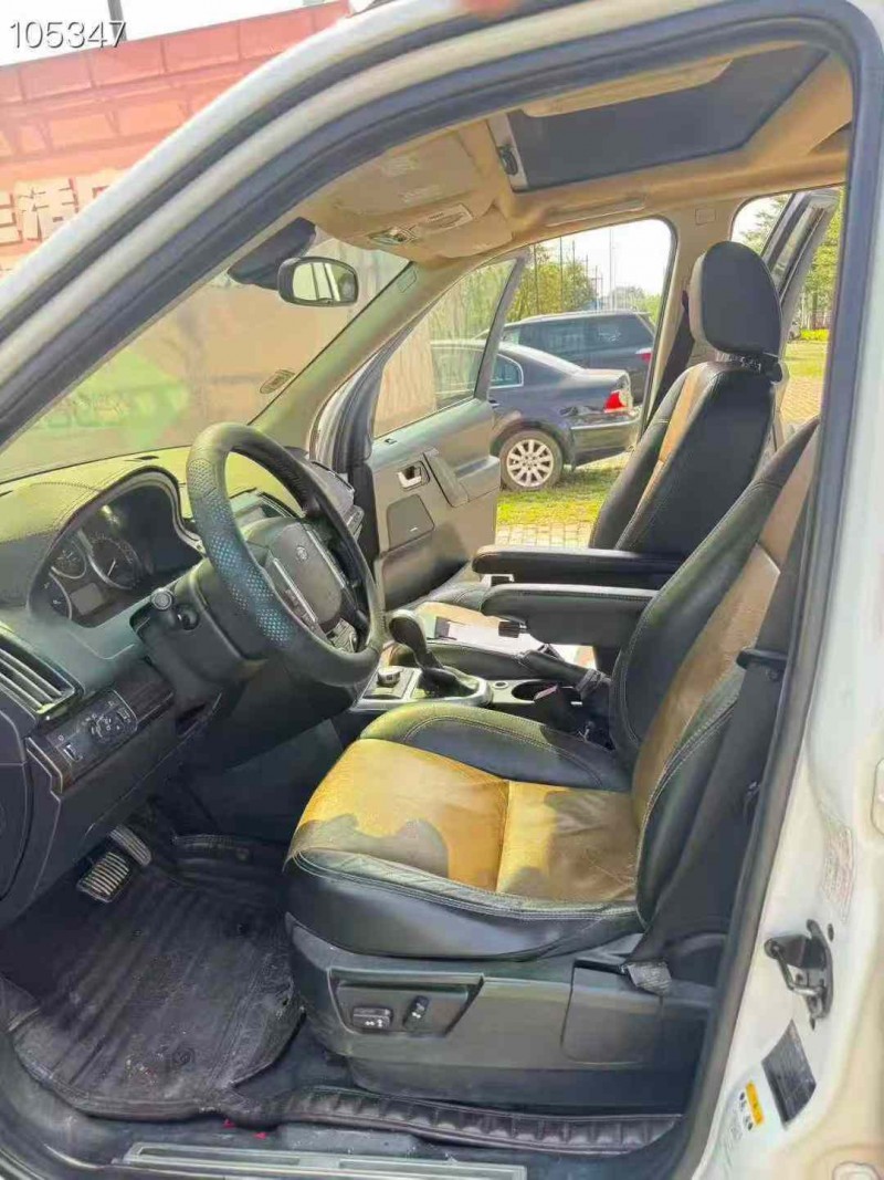 南宁12年路虎发现神行4