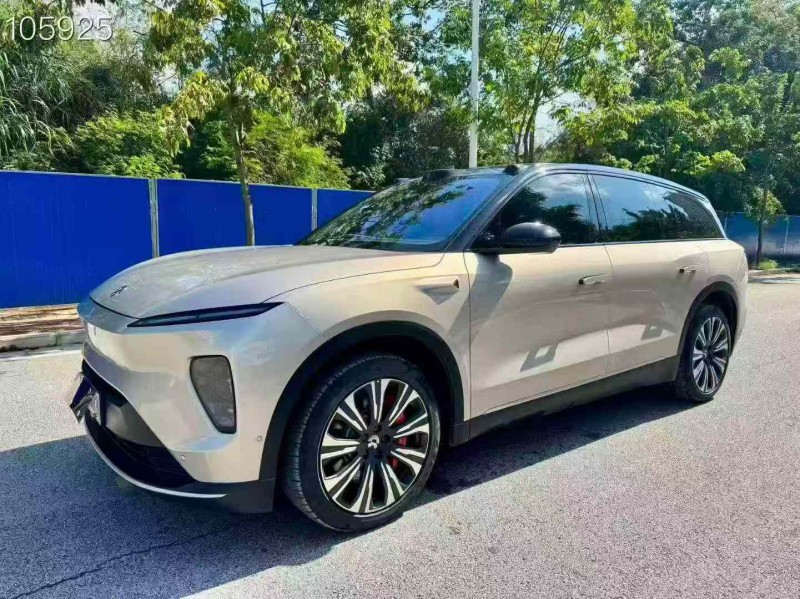 南宁23年蔚来ES82