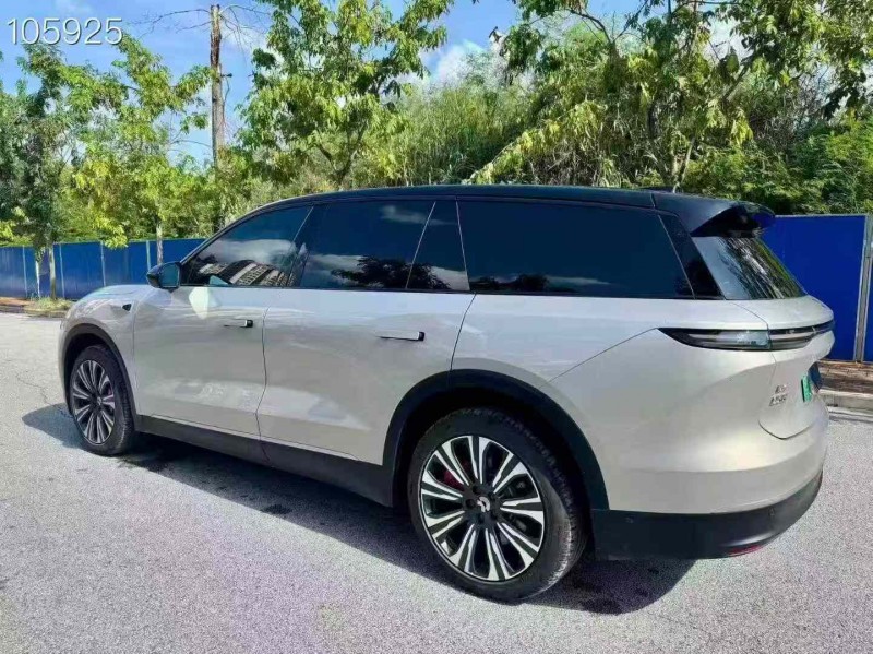 南宁23年蔚来ES87