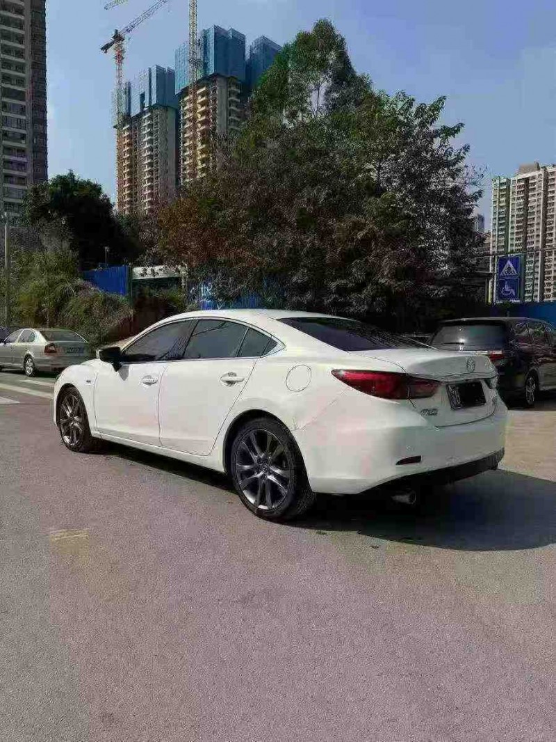 南宁17年马自达阿特兹8