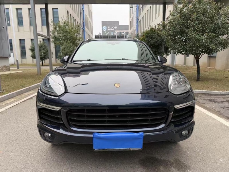 徐州15年保时捷卡宴1