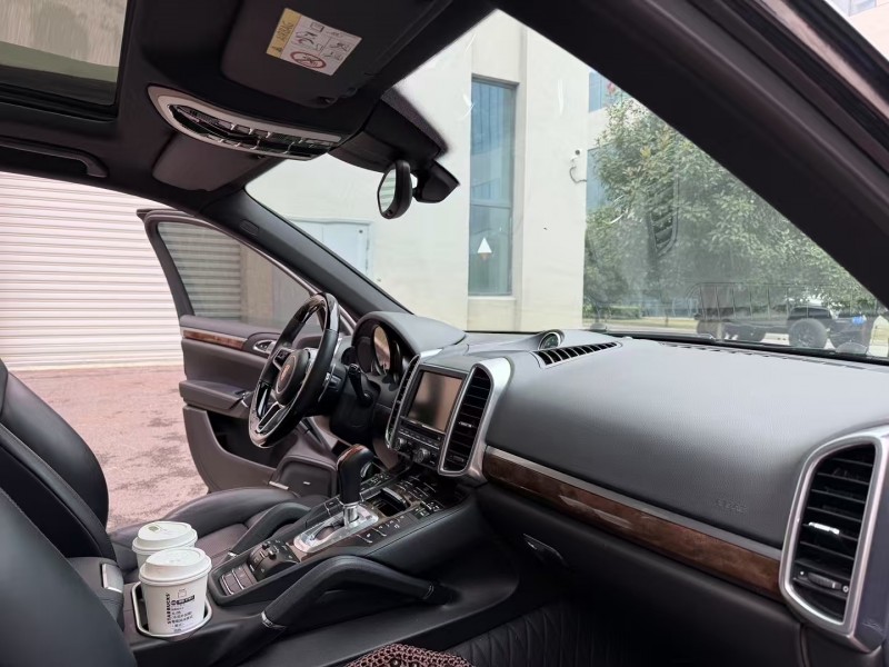 徐州15年保时捷卡宴5