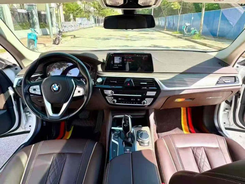 南宁20年宝马5系5