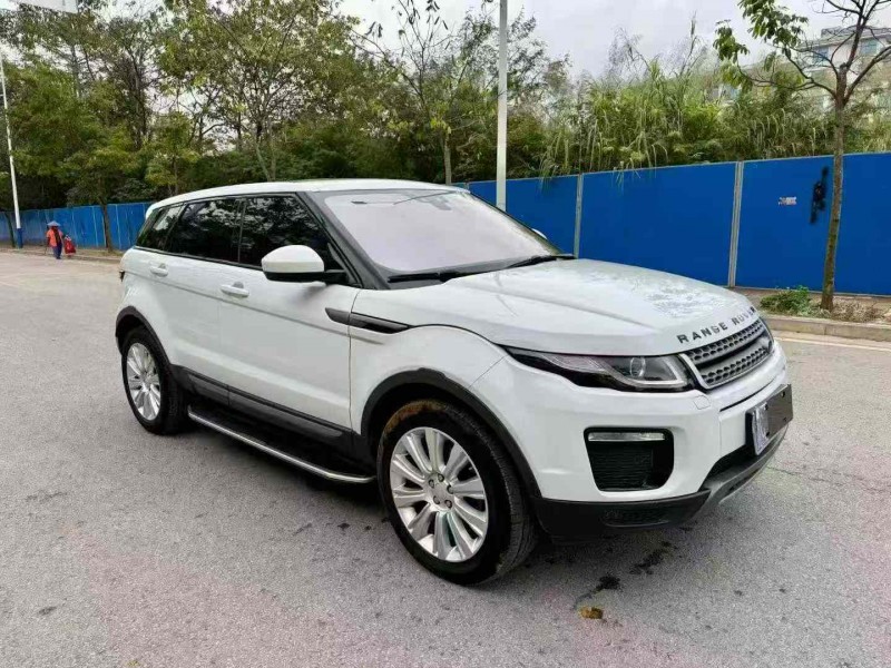 南宁18年路虎极光3