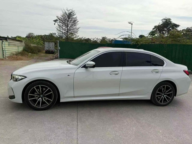 中山23年宝马5系7