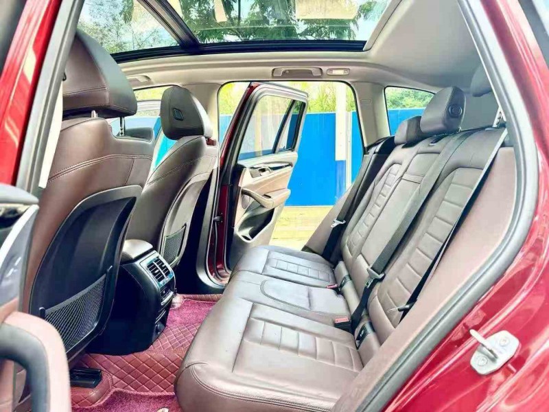 南宁19年宝马X36