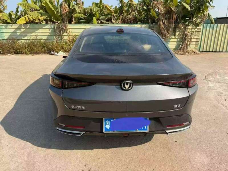 中山23年长安汽车逸动9