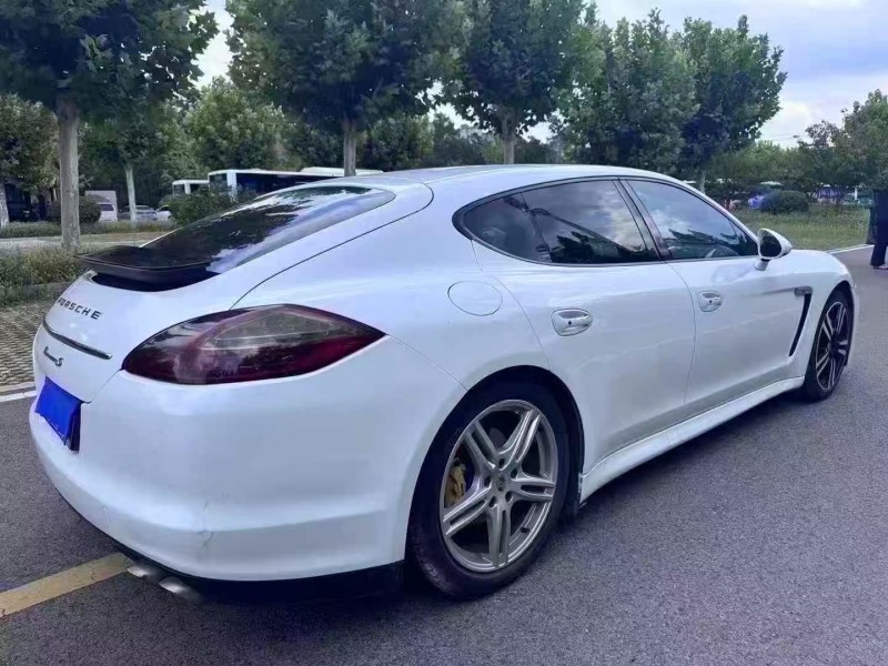 徐州11年保时捷帕拉梅拉8