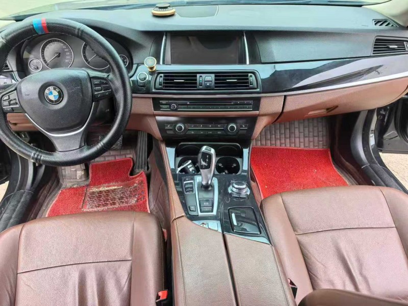 郑州16年宝马5系9