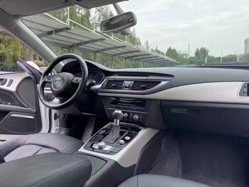 徐州17年奥迪A7L4