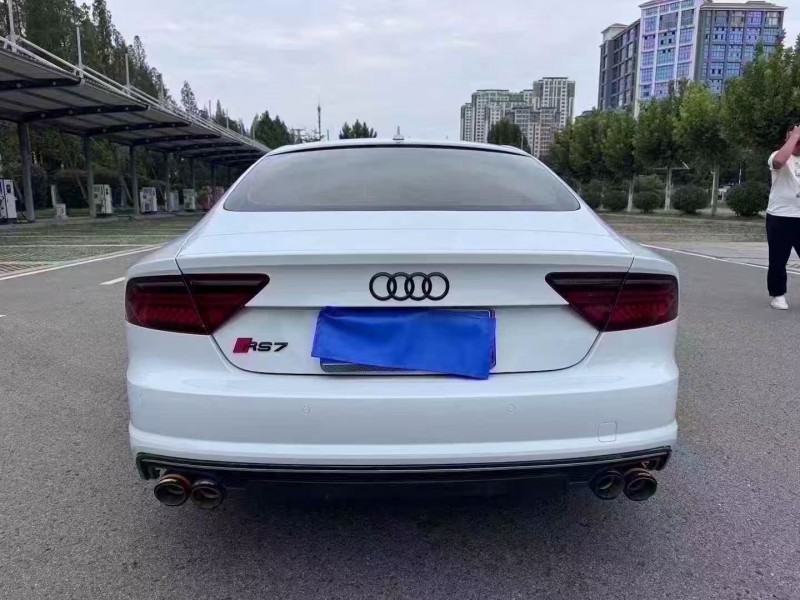 徐州17年奥迪A7L9