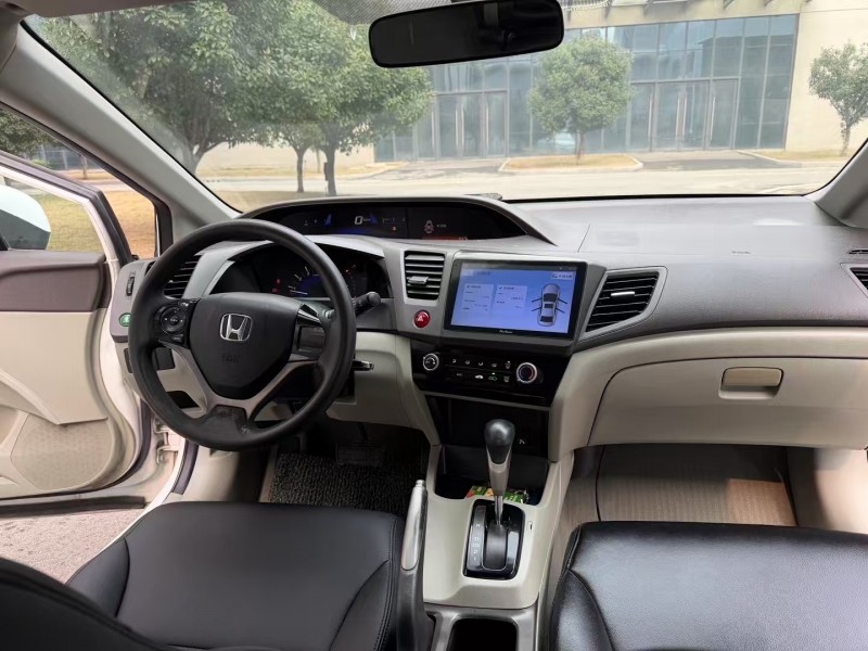 徐州13年本田思域5