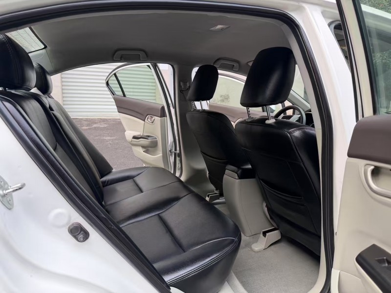 徐州13年本田思域6