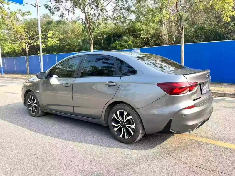 南宁19年雪佛兰科鲁泽7