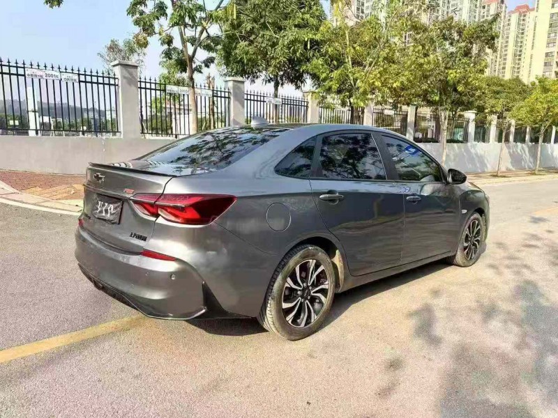 南宁19年雪佛兰科鲁泽8