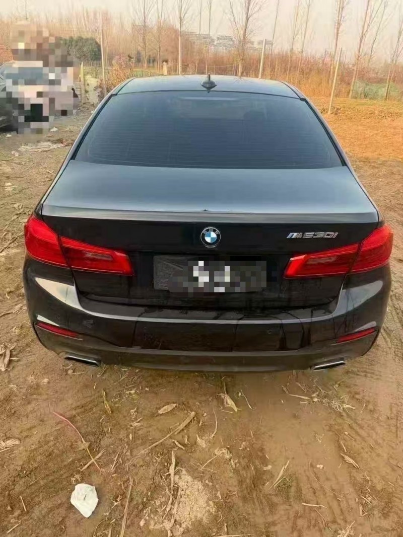 菏泽17年宝马5系9